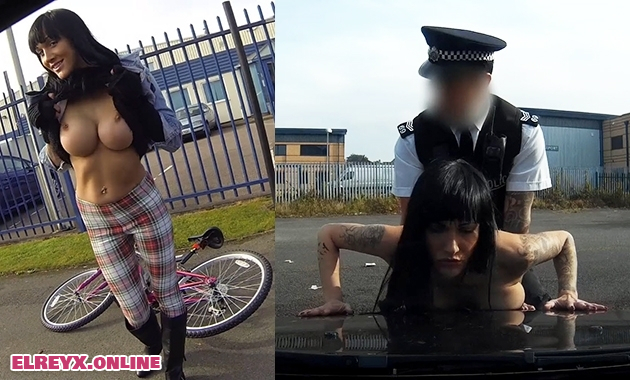 Chantelle Hot cyclist with big tits and s